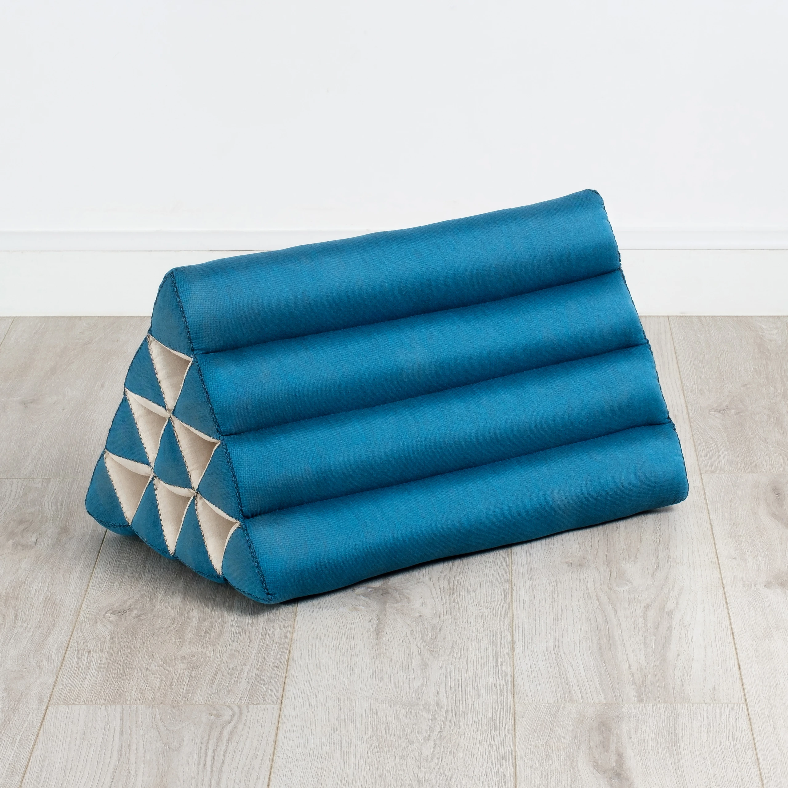 Kapok Dreieckskissen, Basic